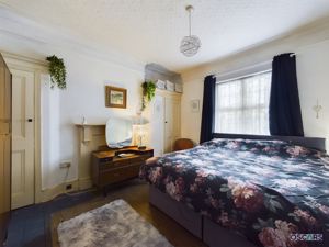 Photo 21- click for photo gallery